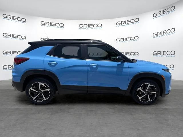 Used 2023 Fountain Blue Chevrolet RS image 8