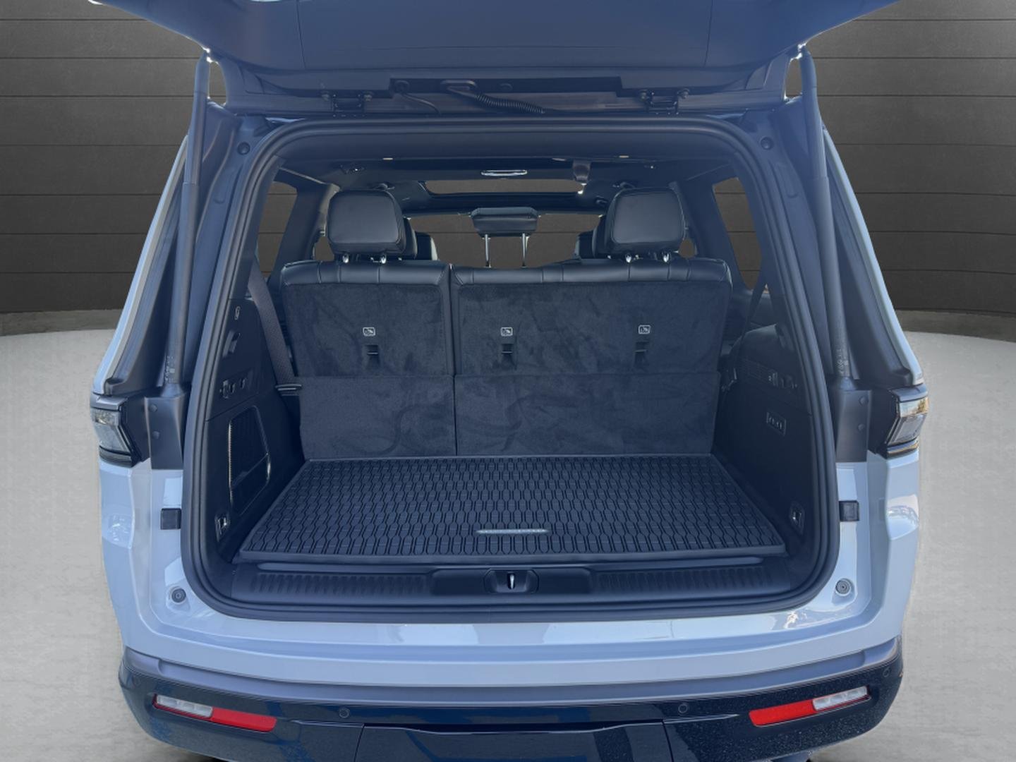 New 2026 Ghost Exterior Paint Jeep Upland 4x4 image 33