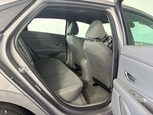 Used 2023 Gray Hyundai SEL image 22