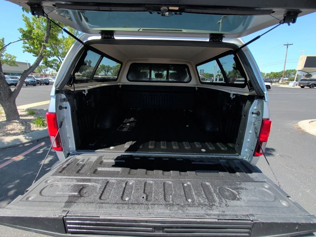 Used 2019 Silver Ford XLT image 12
