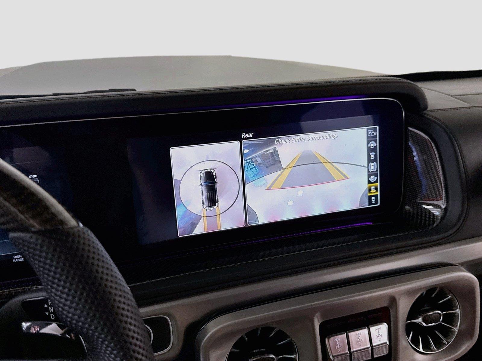 Used 2024 Obsidian Black Mercedes-Benz AMG® G 63 | Exclusive Int Pkg | Carbon Fiber Trim image 17