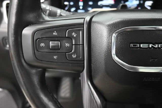 Used 2023 White GMC Denali Ultimate image 22
