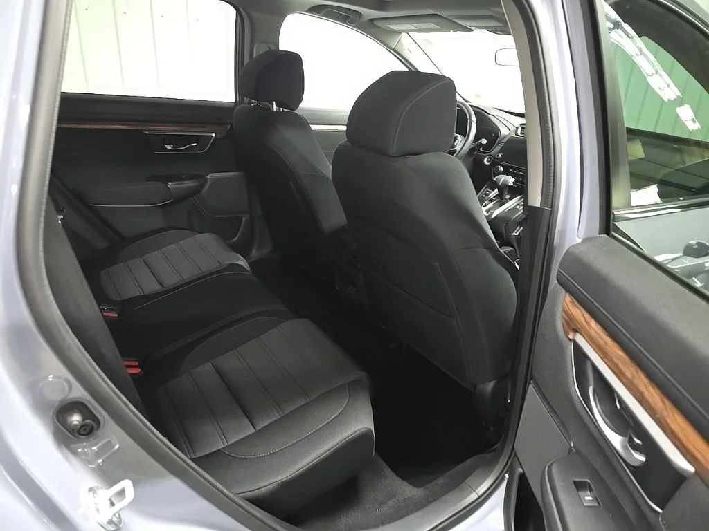 Used 2021  Honda EX image 18