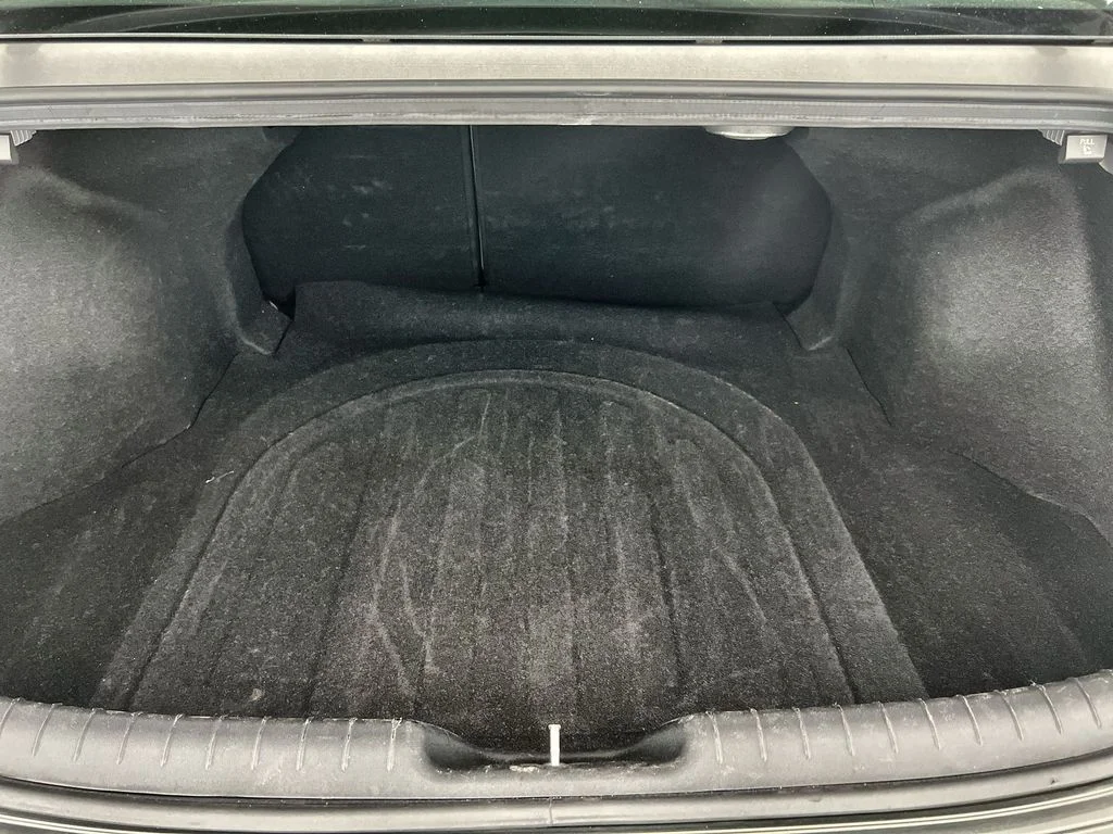 Used 2024 Gray Hyundai Limited image 21