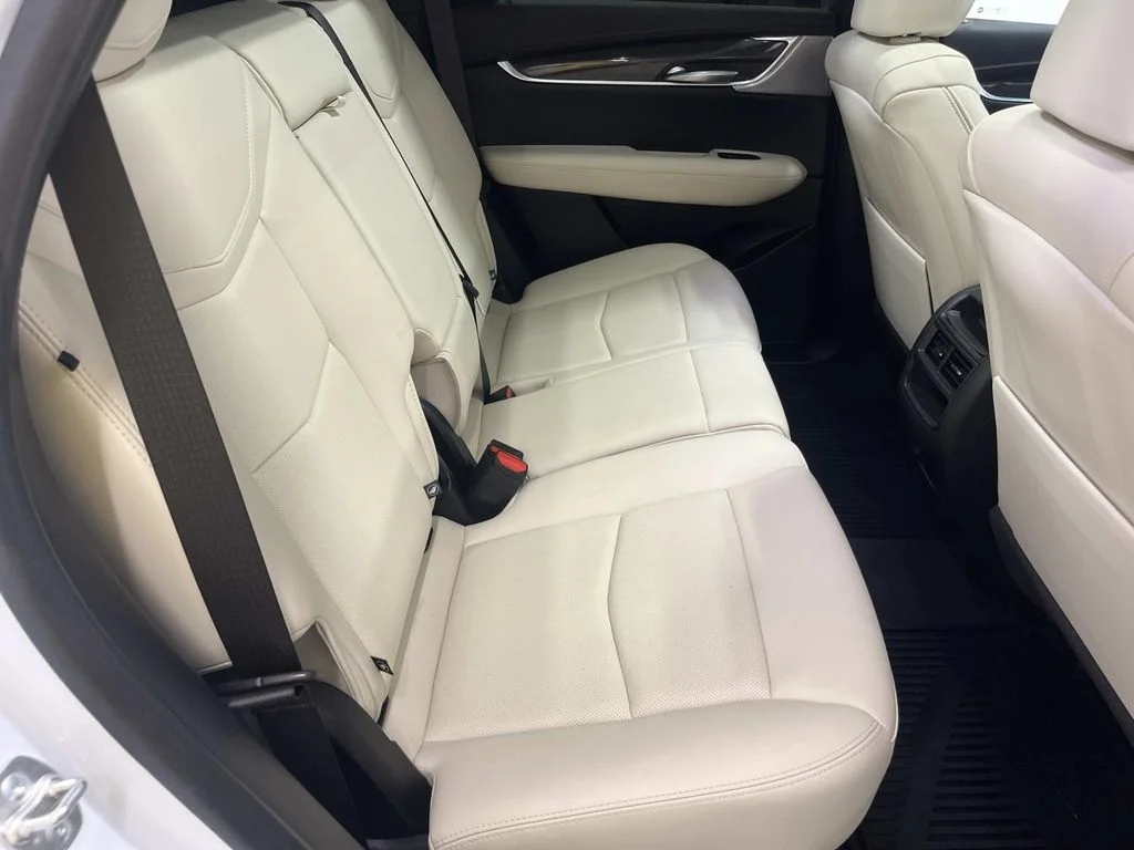 Used 2024 Crystal White Tricoat Cadillac Sport image 28