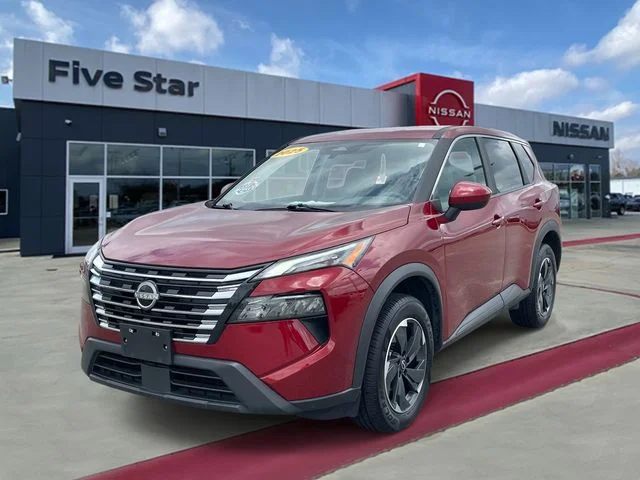 Used 2025 Red Nissan SV image 3