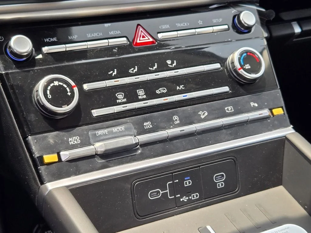 New 2026 Phantom Black Hyundai SE image 28