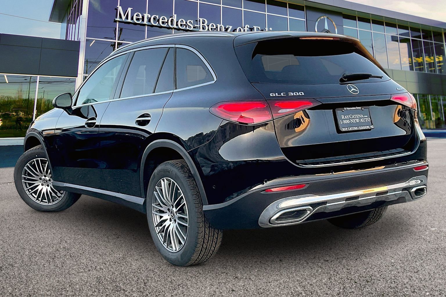 New 2026 Black Mercedes-Benz GLC 300 image 16