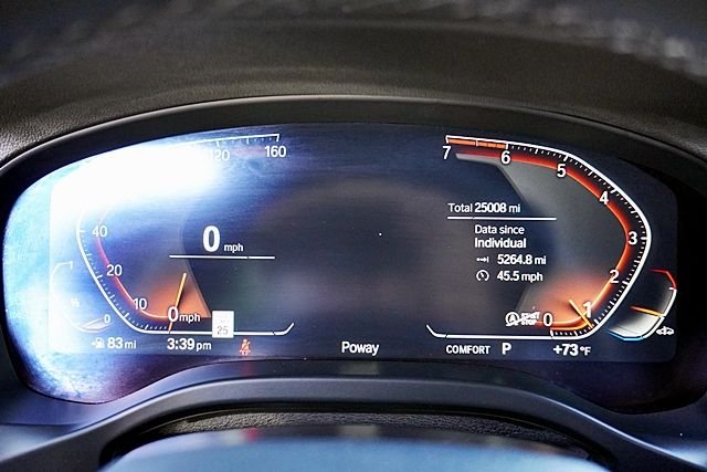 Used 2024 Black BMW sDrive30i image 31