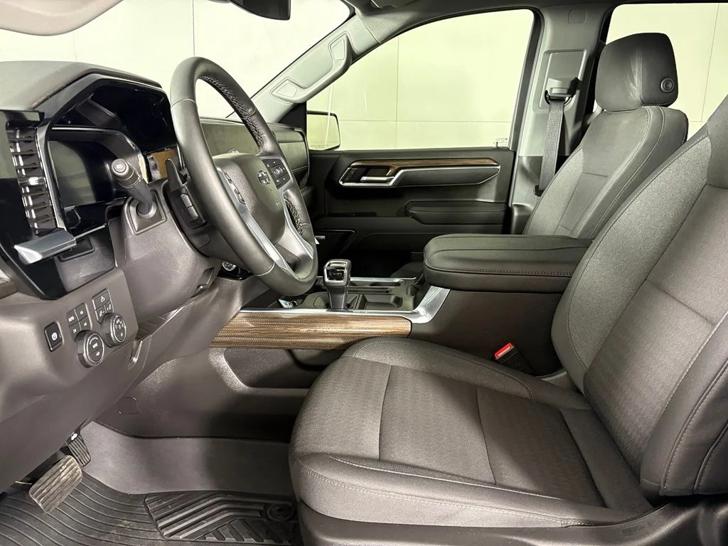 Used 2026 Blue Chevrolet LT Trail Boss image 22