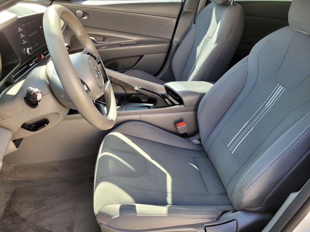 Used 2023 Gray Hyundai SEL image 16