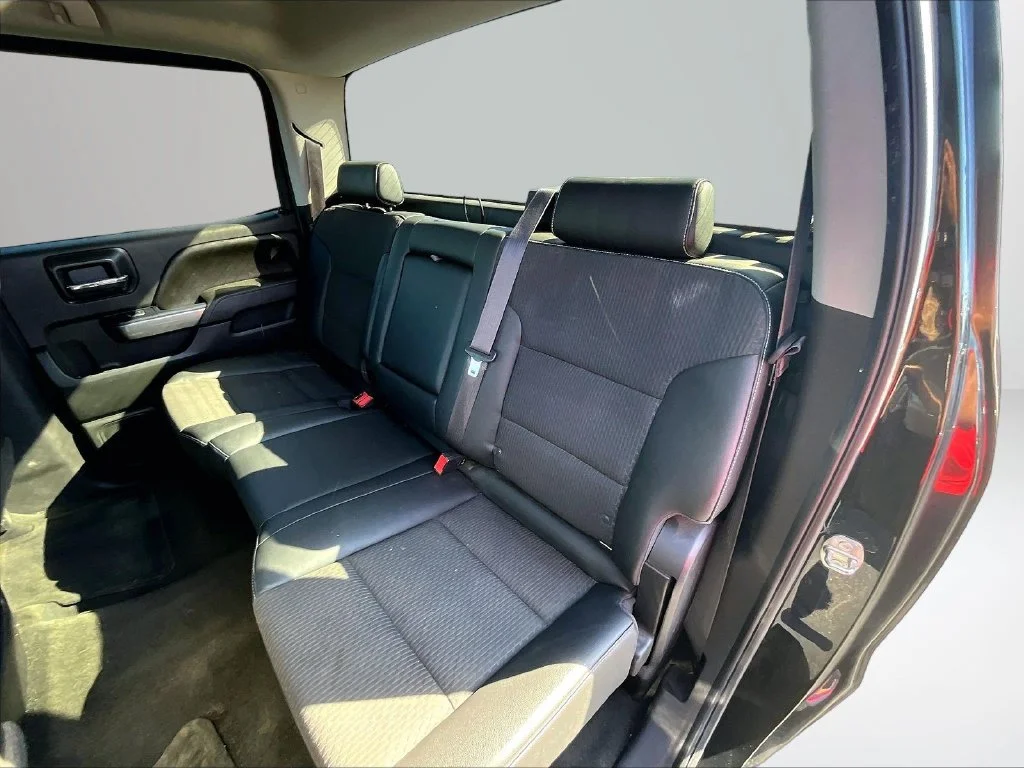 Used 2016 Black GMC SLE image 23