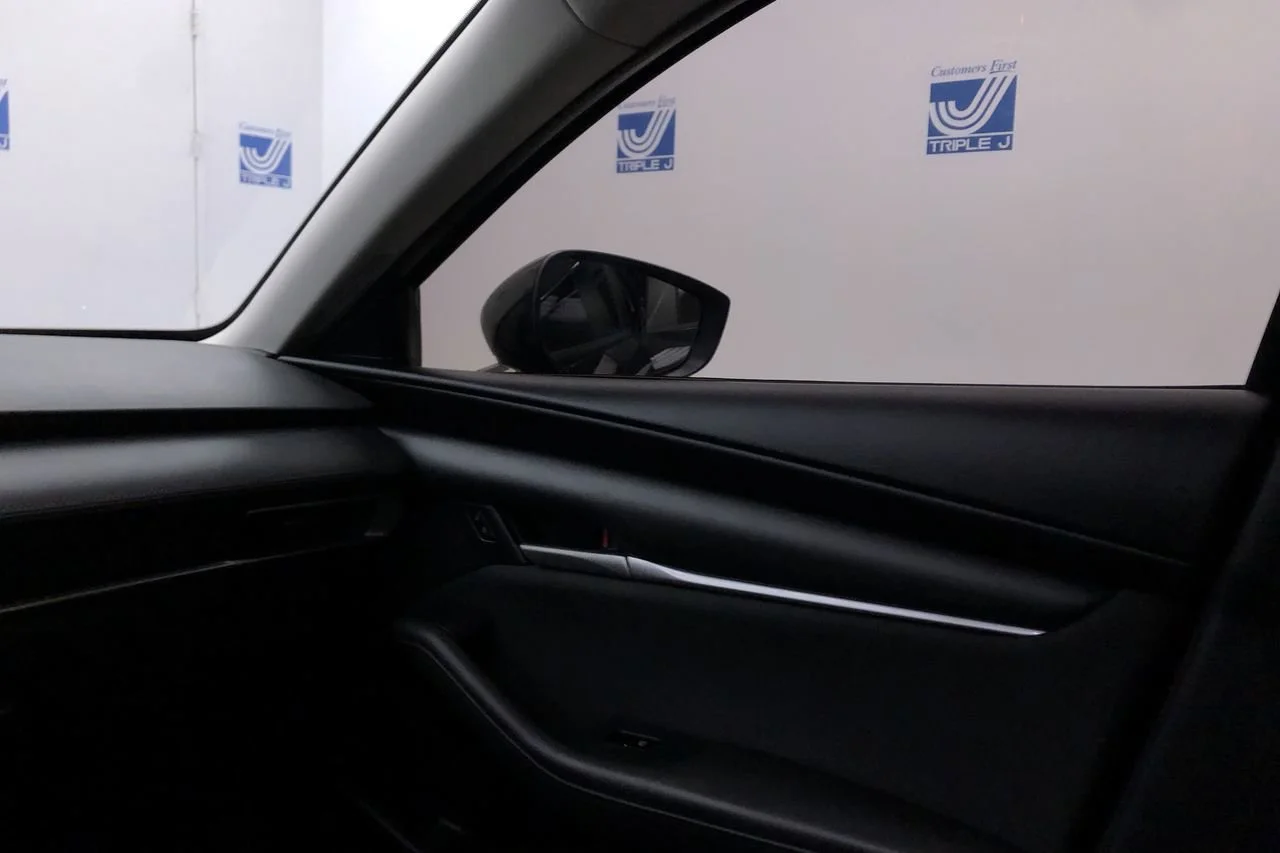 Used 2020 Jet Black Mazda  image 11