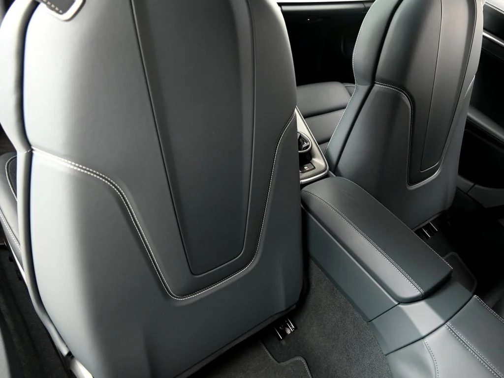 Used 2024 Black Porsche Carrera 4S Coupe image 18