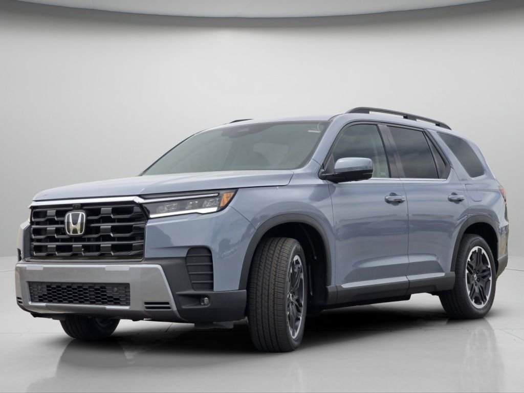 New 2026 Sonic Gray Pearl Honda Touring image 18