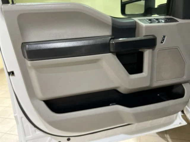 Certified Used 2022 Oxford White Ford XL image 18