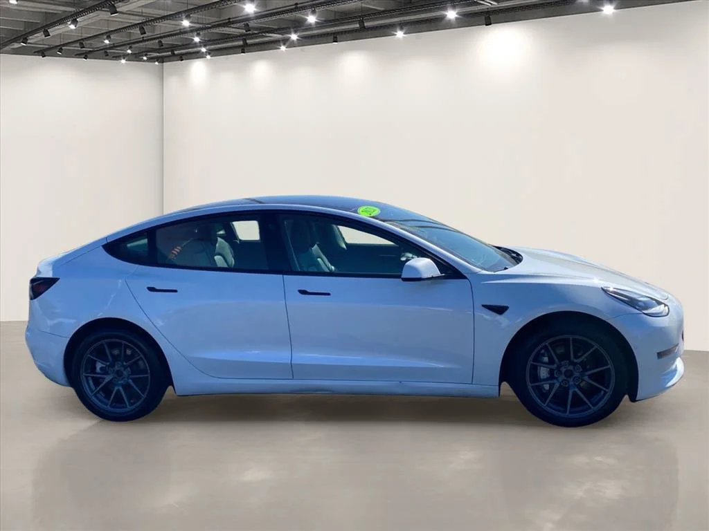 Used 2021 Pearl White Multi-Coat Tesla Long Range image 8