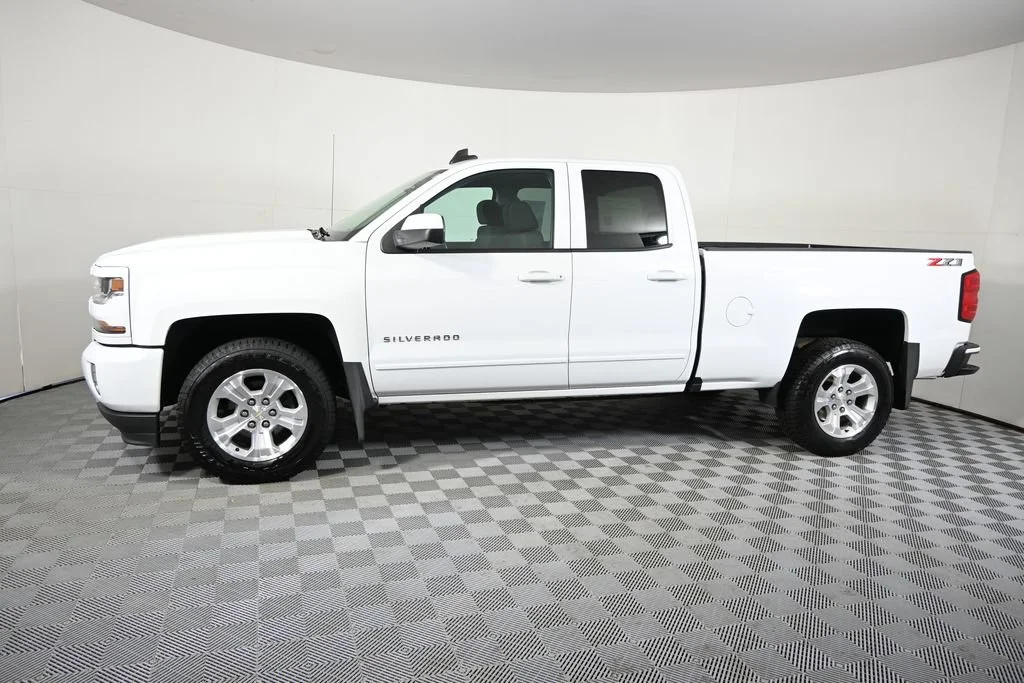 Used 2019 Chevrolet Silverado 1500 LD LT with VIN 2GCVKPEC0K1141508 for sale in Forest Lake, Minnesota