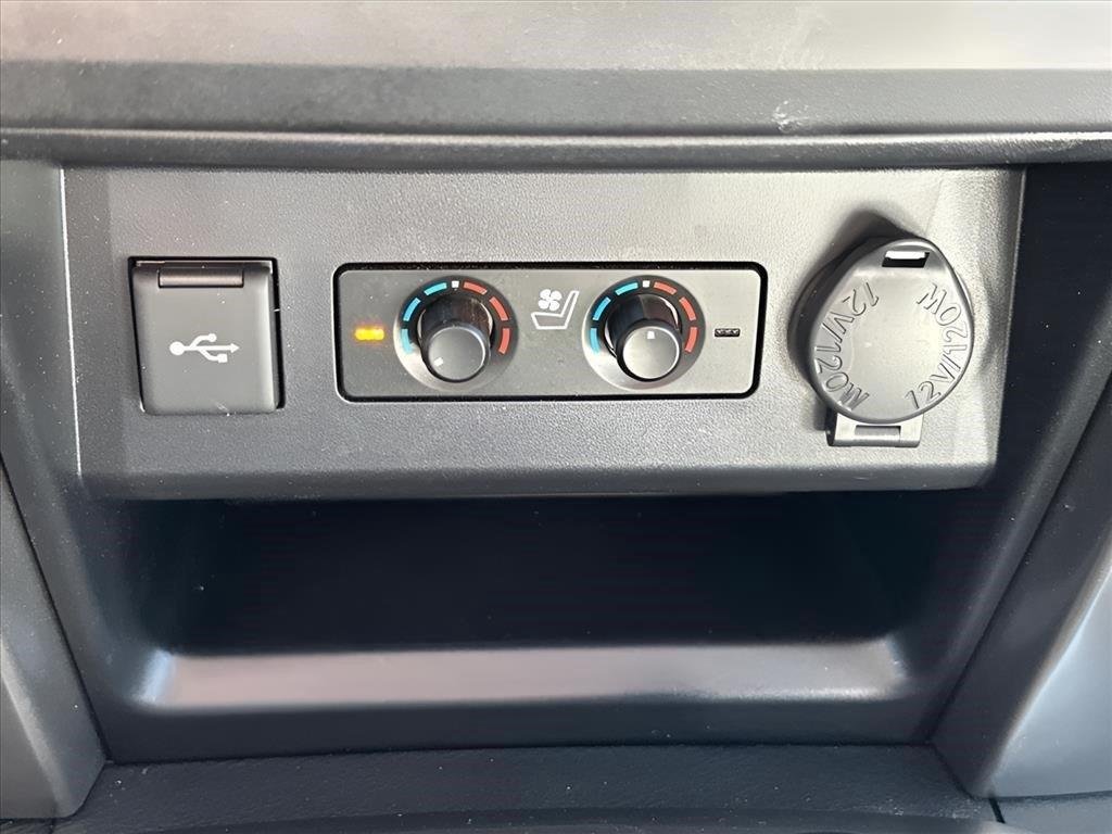 Used 2022 Blizzard Pearl Toyota Limited image 31