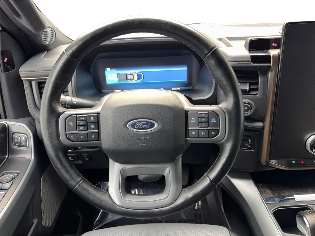 Used 2022 Silver Ford Lariat image 57
