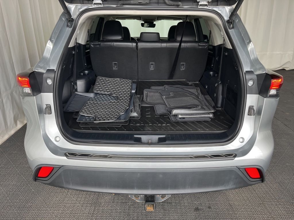 Used 2024 Gray Toyota XLE image 28