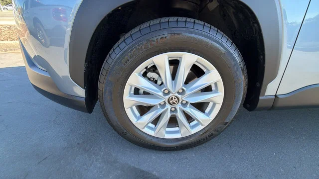 Used 2023 Silver Toyota LE image 10