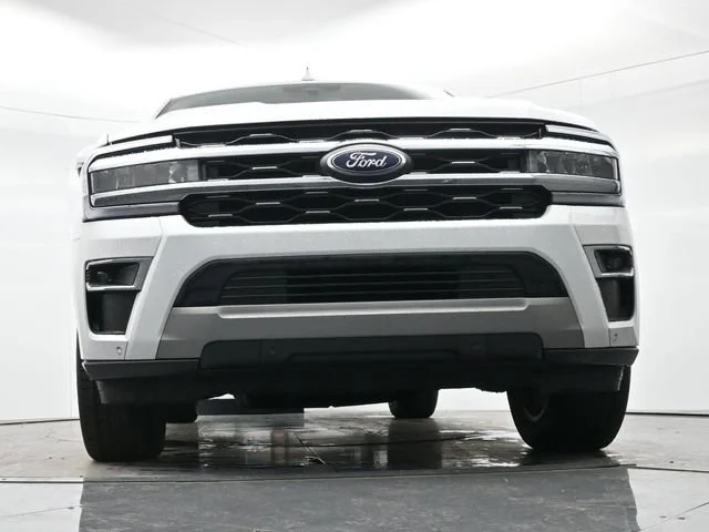 Used 2024 Oxford White Ford Limited image 26