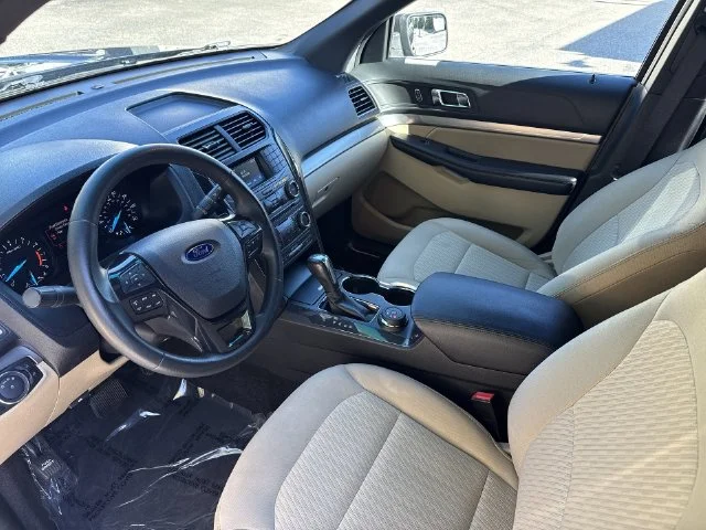 Used 2017 Blue Ford Base image 17