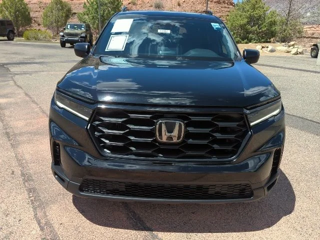 Used 2023 Black Honda Sport image 2