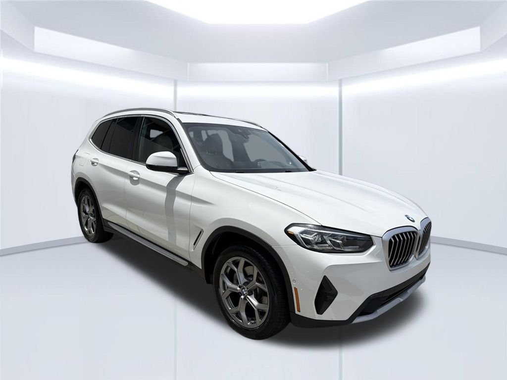 Used 2023 White BMW sDrive30i image 9