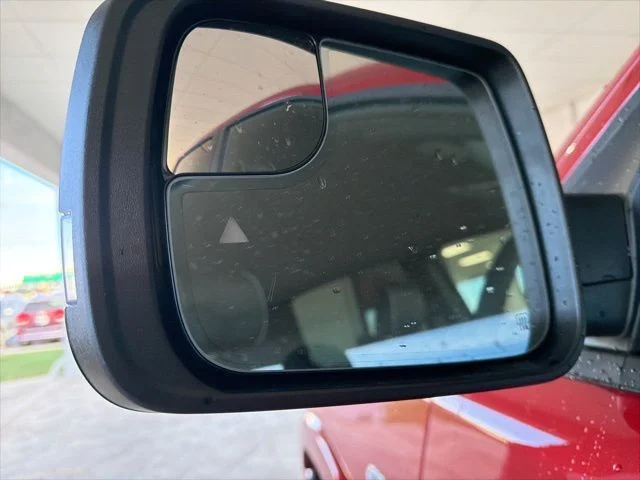 New 2026 Molten Red Pearl-Coat Exterior Paint RAM Laramie image 14