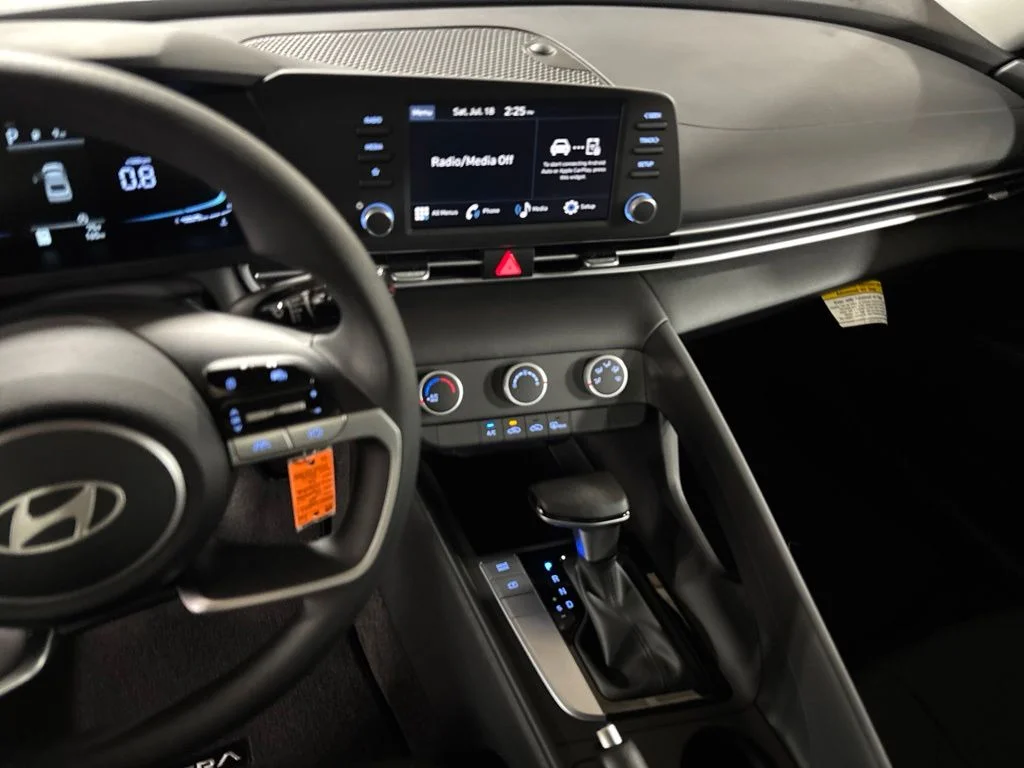 New 2025 Blue Hyundai SE image 12