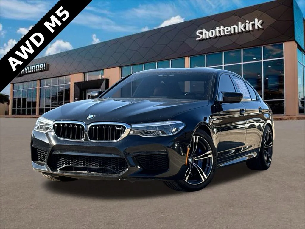 2020 BMW M5 Competition's photo
