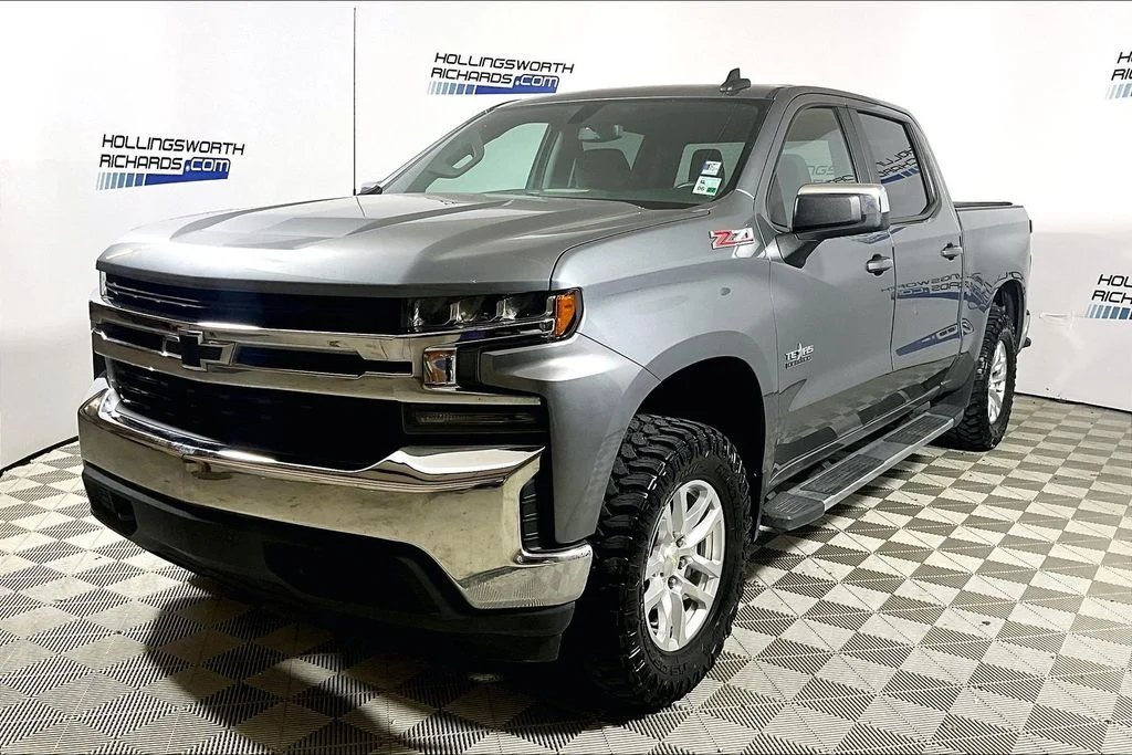 Used 2021 Satin Steel Metallic Chevrolet LT image 1