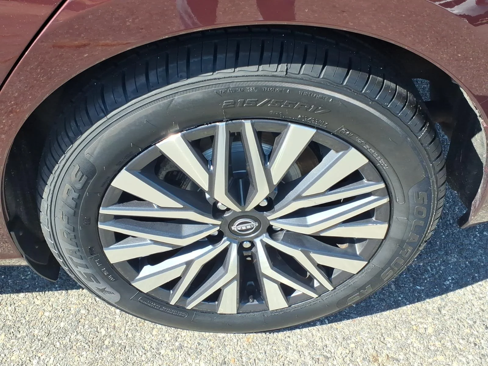 Used 2024 Garnet Pearl Nissan 2.5 SV image 8