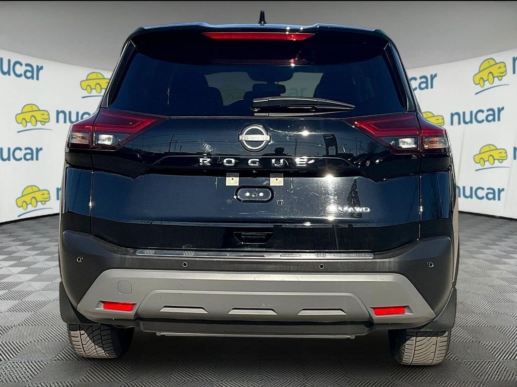 Used 2023 Black Nissan SV image 5
