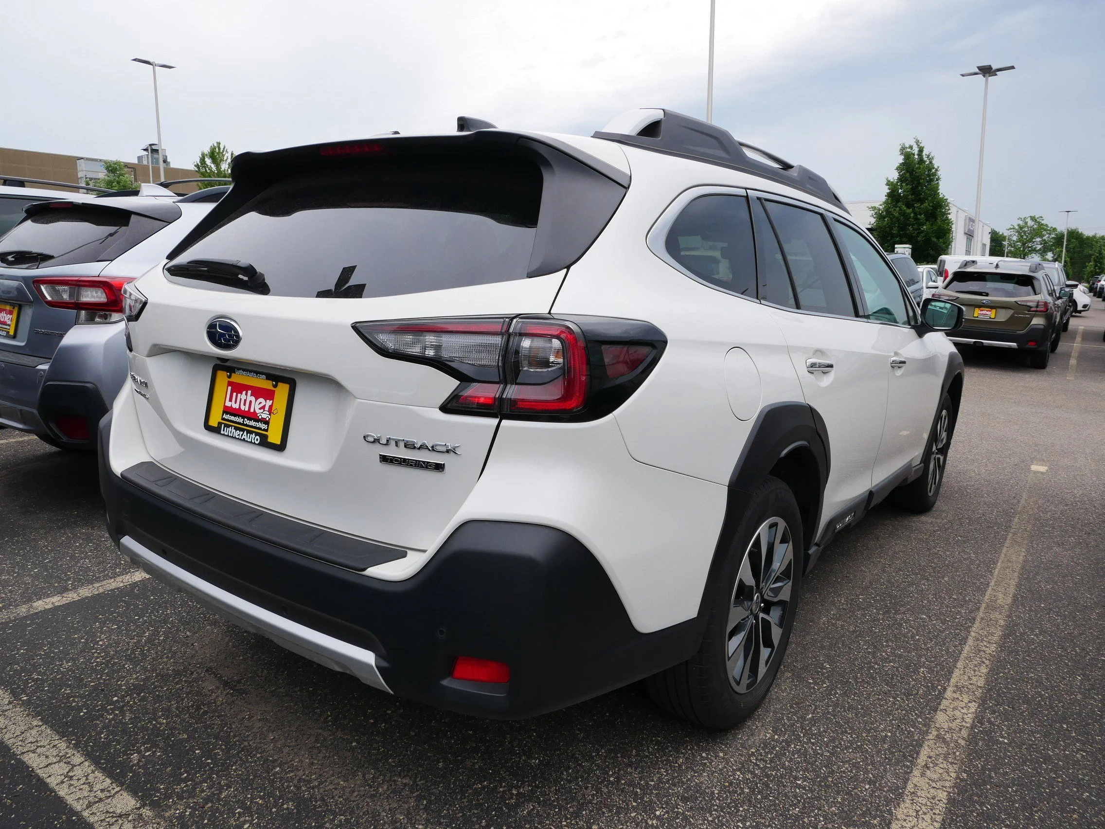 Used 2024 Crystal White Pearl Subaru Touring image 5