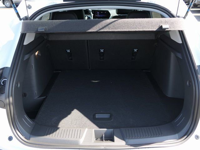 2026 Chevrolet Trax LT - Photo 21