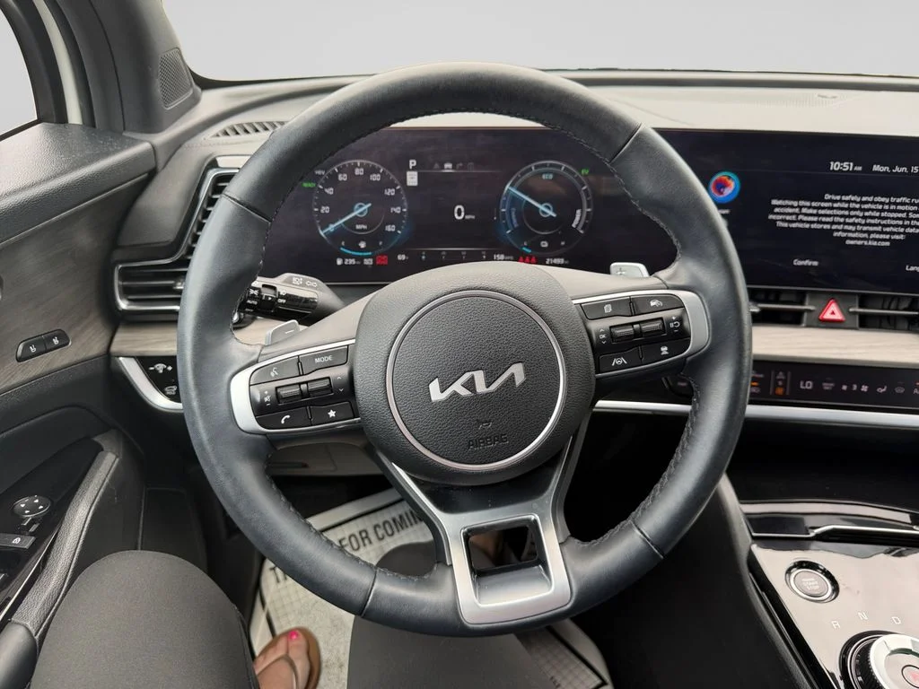 Certified Used 2023 White Kia X-Line Prestige image 13