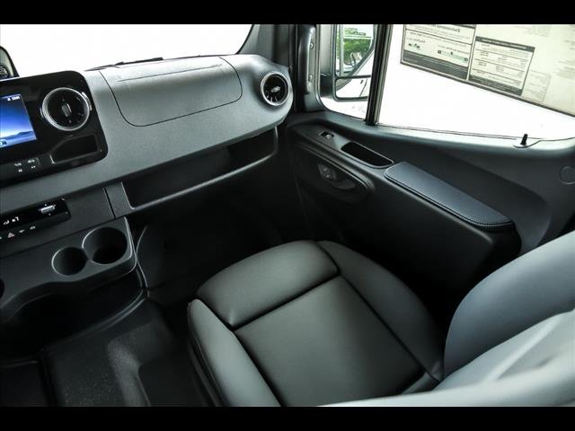 2025 Mercedes-Benz Sprinter Cargo Van Base - Photo 7