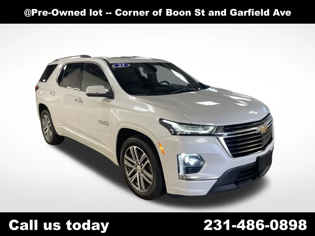 Used 2023 Beige Chevrolet High Country image 7