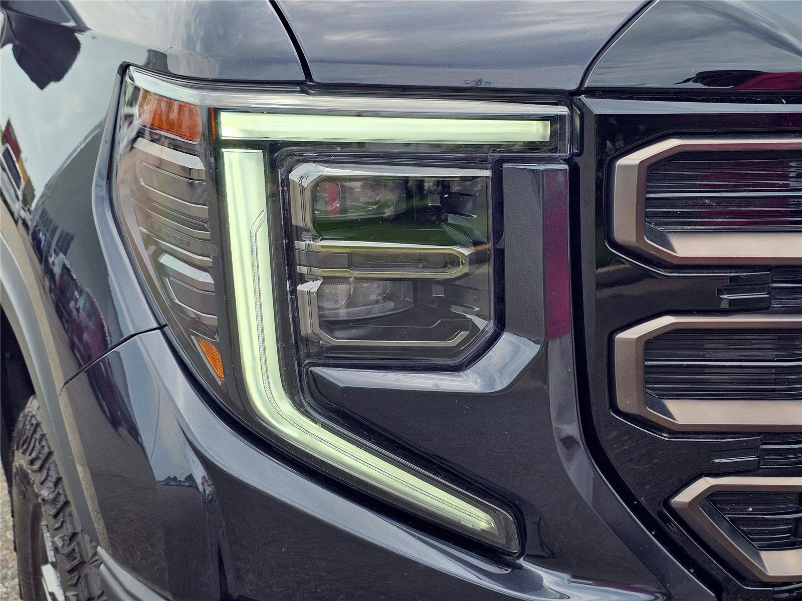 2024 GMC Sierra 1500 AT4X - Photo 4