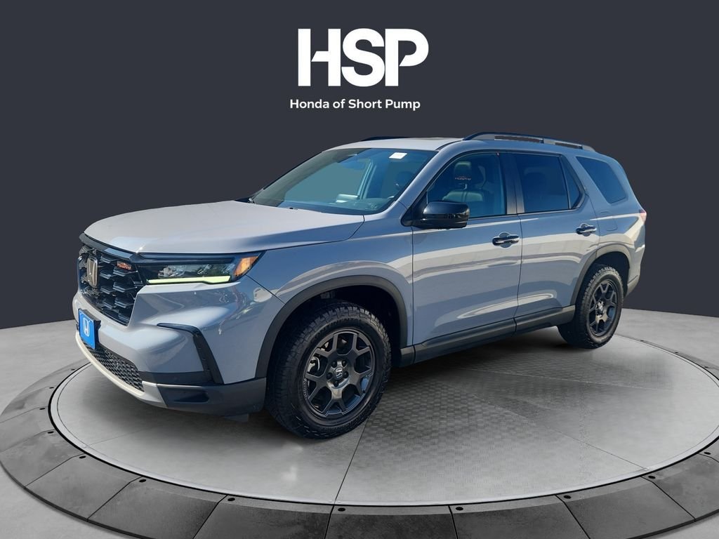 2025 Honda Pilot TrailSport AWD's photo