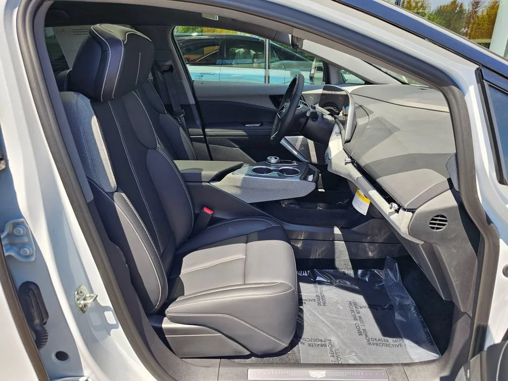 New 2026 Vibrant White Tricoat Cadillac Sport image 11