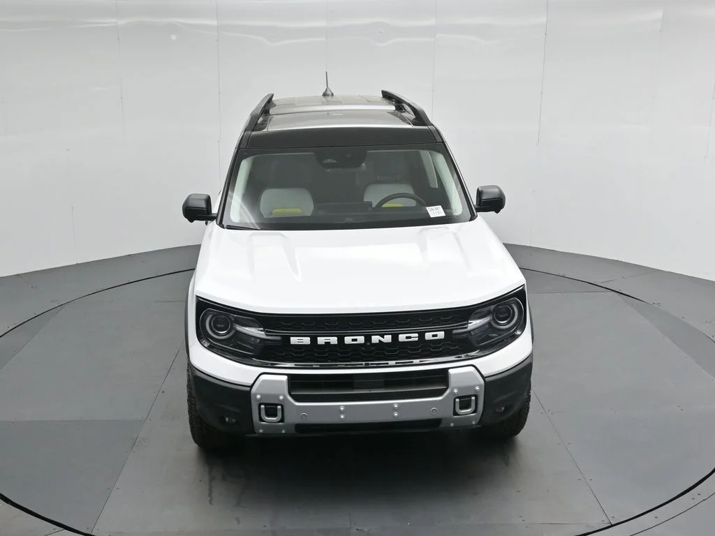 New 2026 Oxford White Ford Badlands image 39
