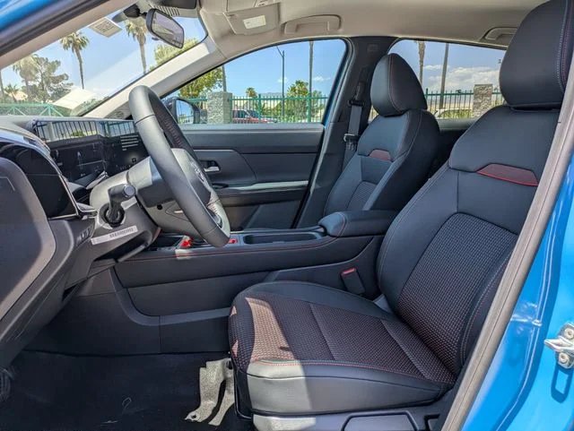 New 2026 Arctic Ice Blue Metallic / Super Black Two-tone Nissan SR image 6
