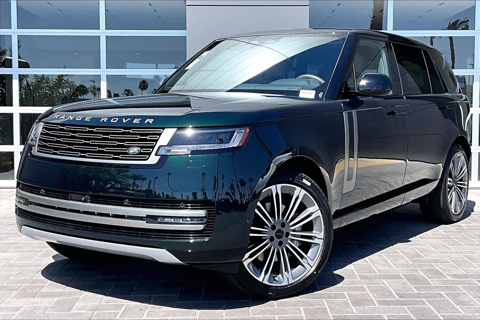 New 2026 British Racing Green Land Rover SE image 1