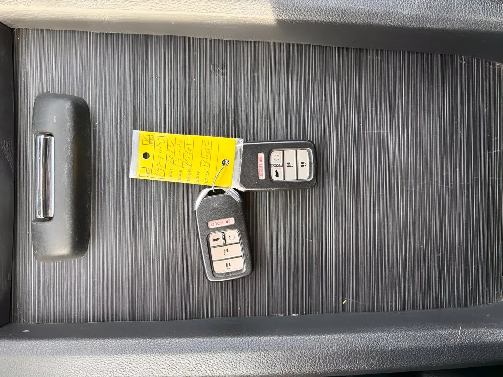 Used 2016 Honda Pilot EX-L with VIN 5FNYF5H88GB013549 for sale in Cookeville, TN