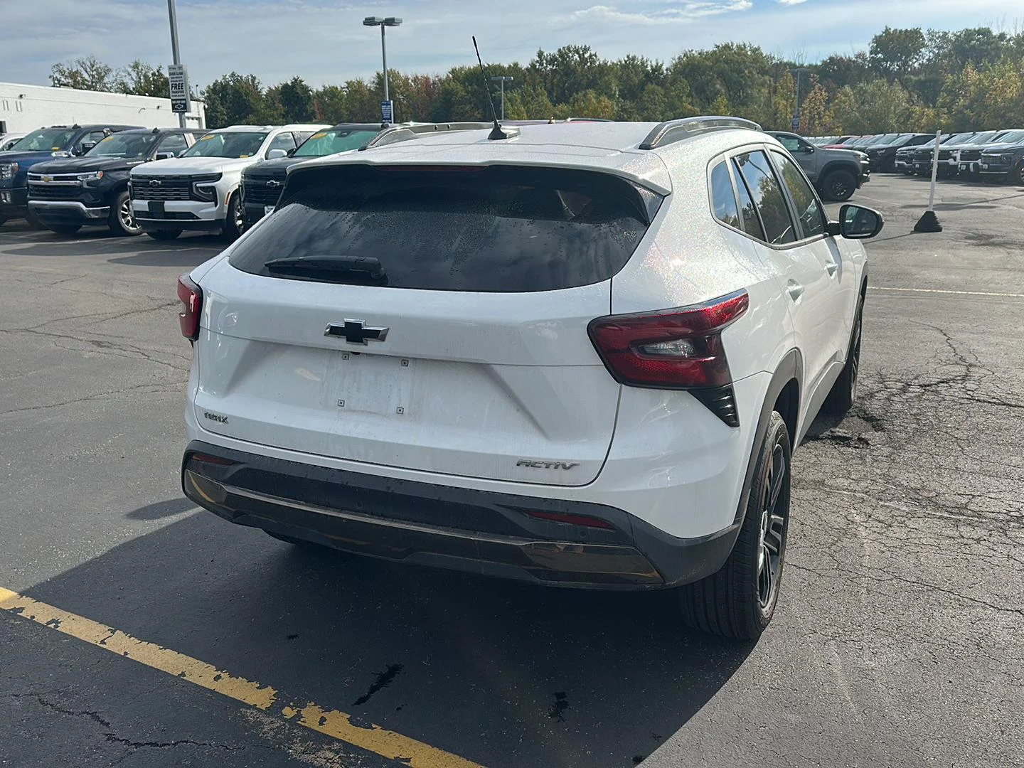 Used 2025 Summit White Chevrolet ACTIV image 2
