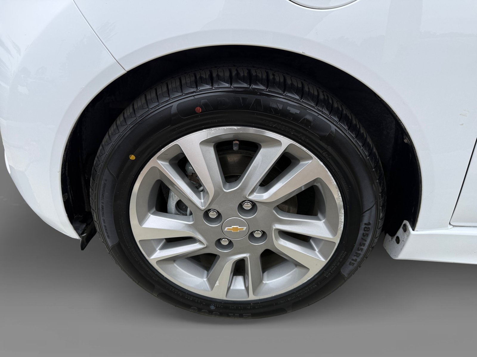 Used 2014 Summit White Chevrolet 2LT image 9